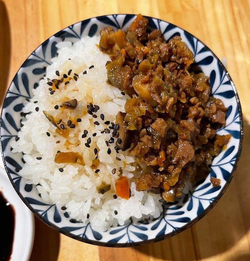 推薦《雄讚祕滷素食蔬食餐廳》．台東 池上 蔬食素食滷味